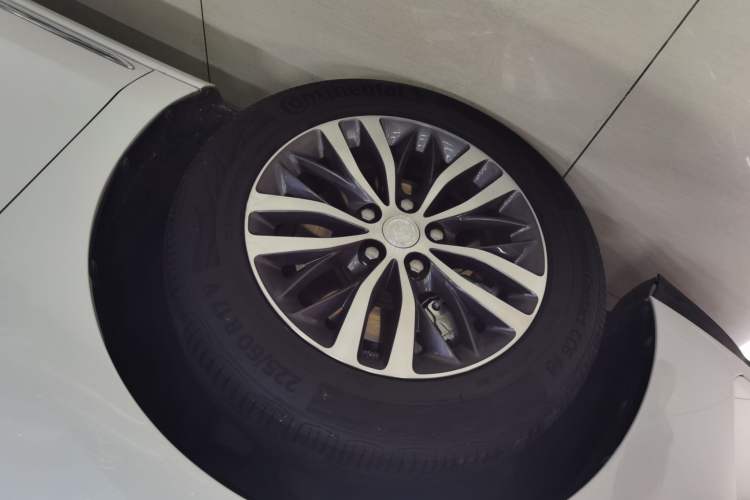 Used Buick GL8 2023 ES Lu Zun Deluxe Model
