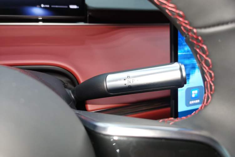 Used Hima Luxeed R7 2025 Range-Extended Version 251 km Max
