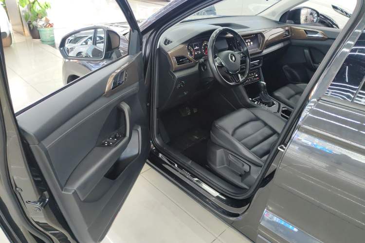 Used Volkswagen Tharu 2021 280TSI Two-Wheel Drive Comfort Edition
