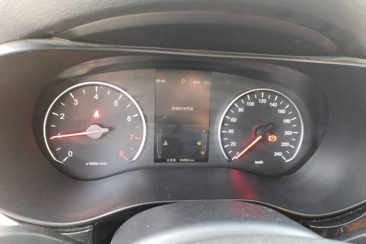 Used BYD Song MAX 2018 1.5T Automatic Smart Connect Elite Model with 6 Seats
