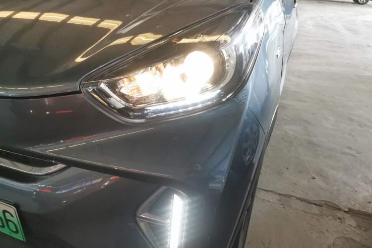 Used Chery Little Ant 2022 Sweet Pink Edition Half-Sugar Version Lithium Iron Phosphate 29.2 kWh 30 kW 301 km
