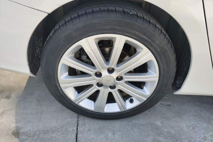 Used Peugeot 408 2014 1.8L Automatic Luxury Edition
