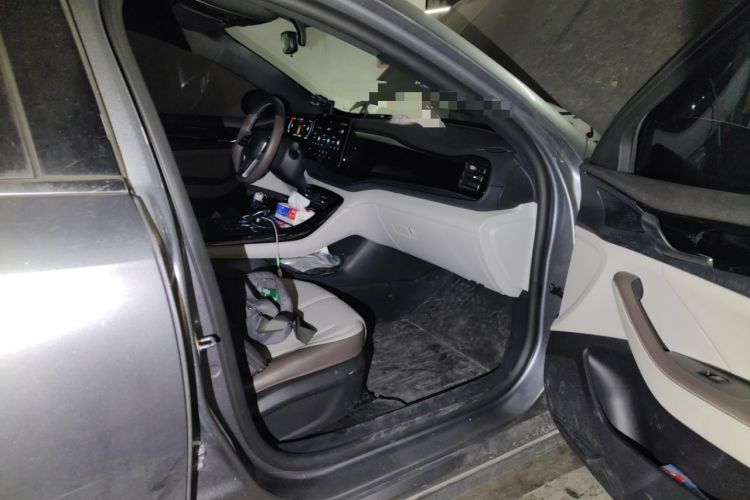 Used BYD Qin PLUS 2023 Champion Edition DM-i 55KM Leading Model
