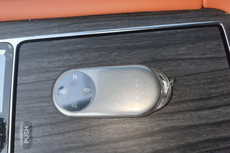 Used Hima AITO M9 2024 Range-Extended Ultra Version 42 kWh 6-Seater Model