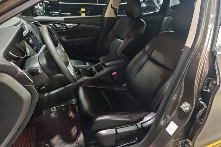 Used Nissan Qashqai 2019 2.0L CVT Smart Enjoyment Version
