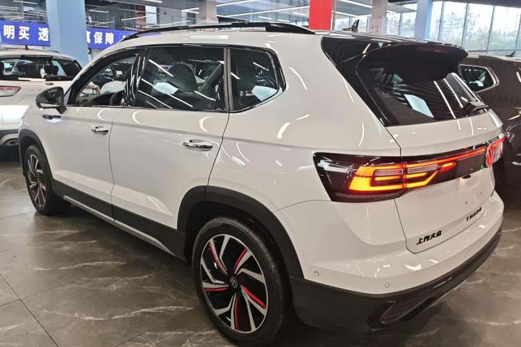 Used Volkswagen Tharu 2024 300TSI Two-Wheel-Drive Moon Luxury Edition