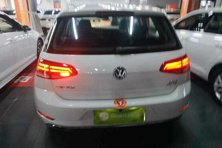 Used Volkswagen Golf 2018 230TSI Automatic Comfort Model
