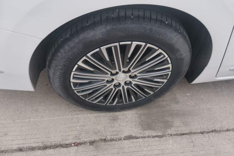 Used Buick GL8 New Energy 2024 Lu Zun Deluxe Edition 7-Seater
