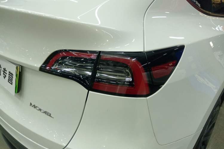 Used Tesla Model Y 2023 Rear-Wheel-Drive Version