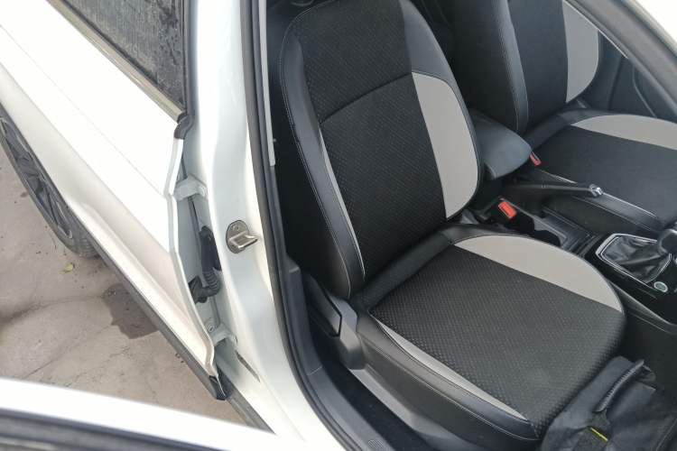 Used Volkswagen Tacqua 2023 200TSI DSG Joy-Connect Edition