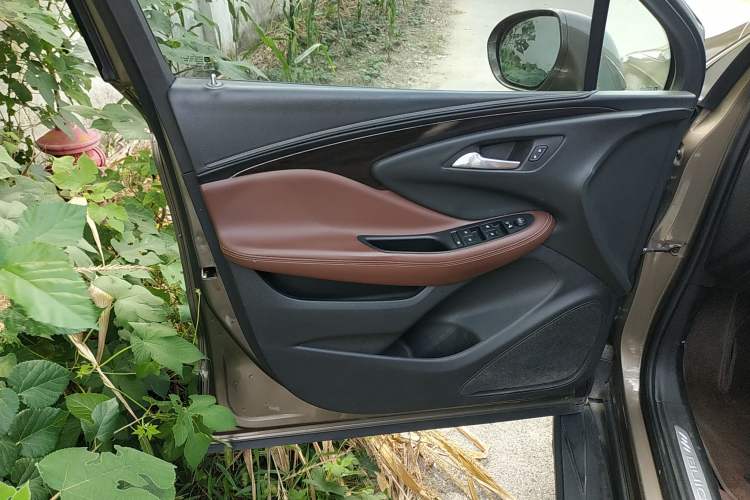 Used Buick Envision 2017 20T Two-Wheel Drive Elite Version
