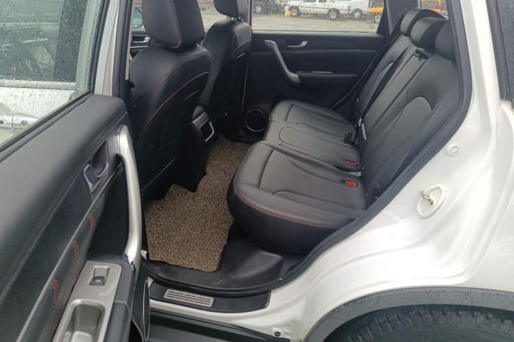 Used Haval H6 2017 Red-Label Sport Edition 1.5T Automatic Two-Wheel Drive Luxury Model
