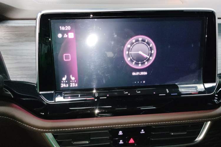 Used Volkswagen Viloran 2023 Revised Version 380TSI Luxury Edition
