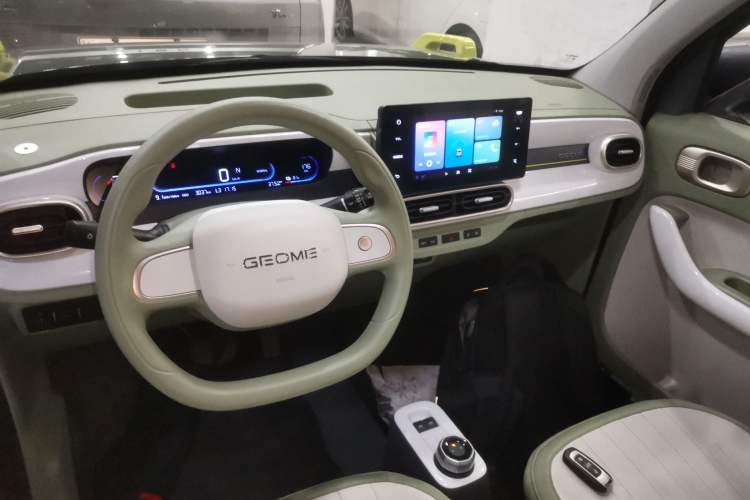 Used  Panda 2025 210km Panda Rider