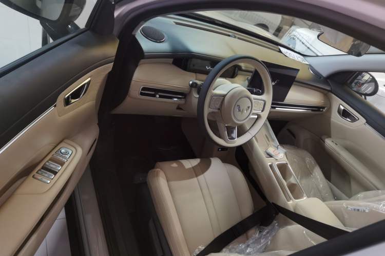 Used Wuling Bingo S 2025 Model 325km Deluxe Edition