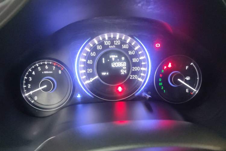 Used Honda Crider 2013 1.8L automatic luxury edition