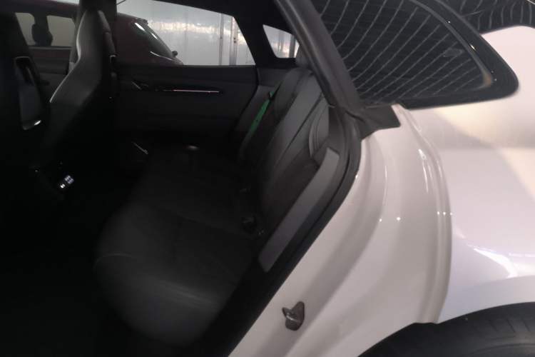 Used Zeekr 001 2023 WE Edition 100 kWh