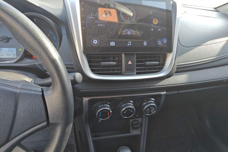 Used Toyota YARiS L 2019 1.5E CVT Dynamic Edition China VI compliant
