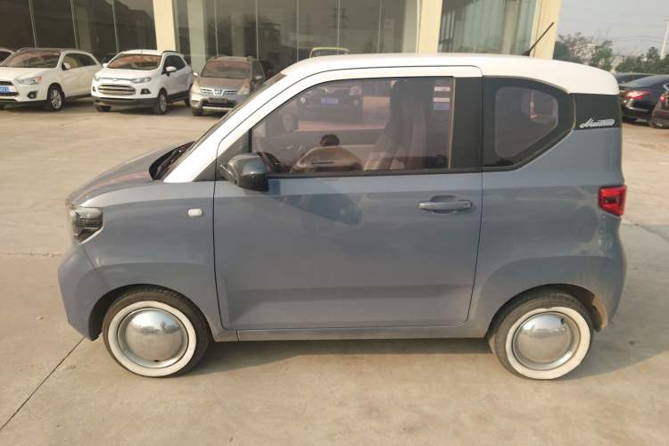 Used Wuling Hongguang MINIEV 2022 Macaron Premium Model – Lithium Iron Phosphate

