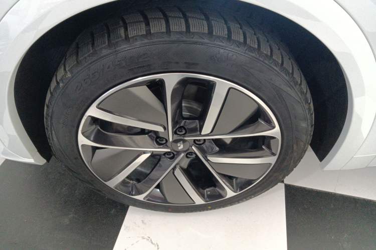 Used Li Auto L7 2024 Pro Model
