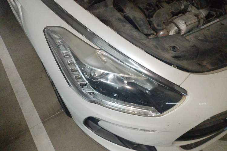 Used  5 2014 1.6T Elegant Version THP160