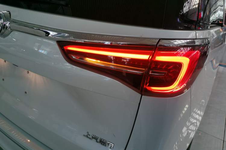 Used Buick GL8 2023 ES Lu Zun Deluxe Model
