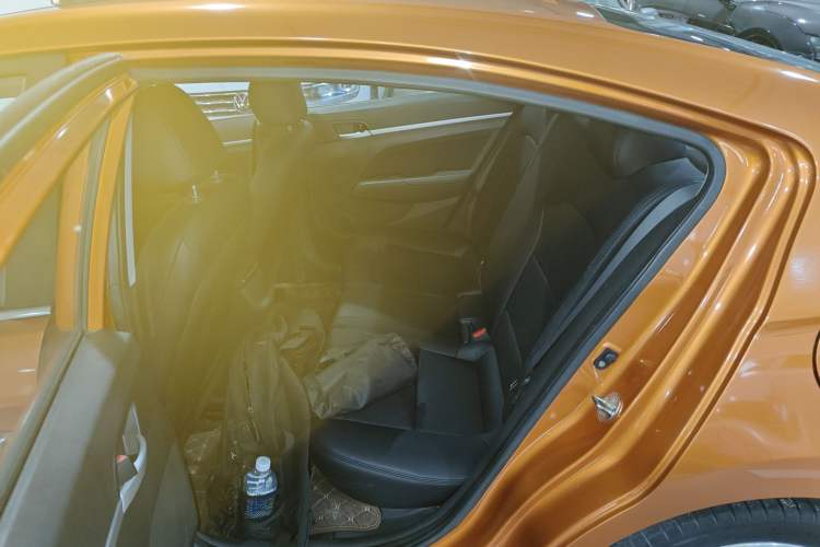 Used Hyundai Elantra 2016 1.6L Automatic ZhiXuan – Elite Version