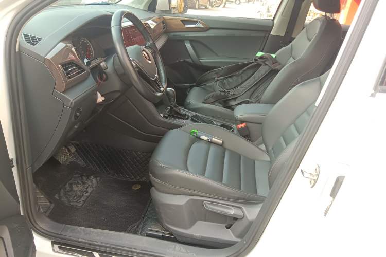 Used Volkswagen Tharu 2021 280TSI Two-Wheel Drive Comfort Edition