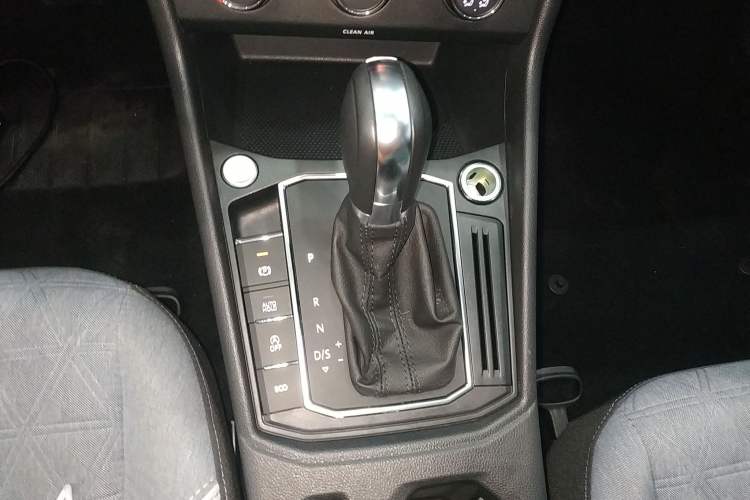 Used Volkswagen Lavida 2023 300TSI DSG Full-Comfort Edition
