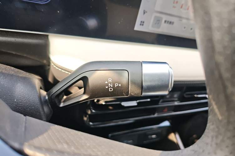 Used Geometry E Firefly 2024 301km Starlight