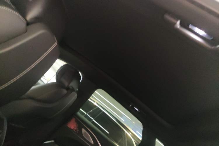 Used Cadillac LYRIQ 2022 Rear-Drive Long-Range Luxury Edition
