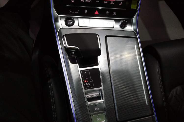 Used Audi A6L 2025 Revised 45 TFSI Prestige Dynamic Edition
