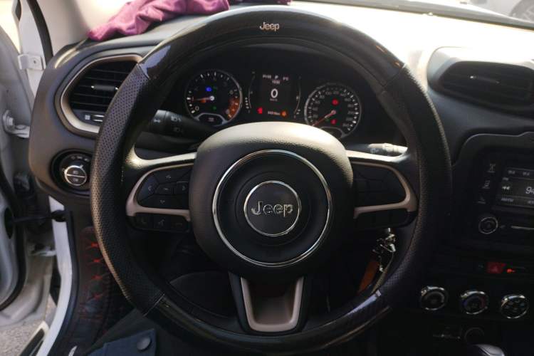 Used  Renegade 2016 1.4T Automatic Jingneng Edition
