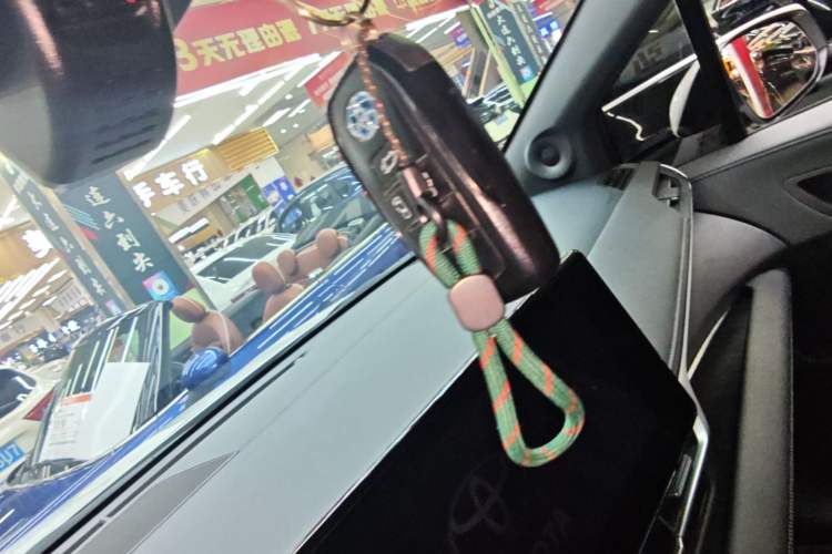 Used Toyota Sienna 2021 2.5L Hybrid Platinum Edition