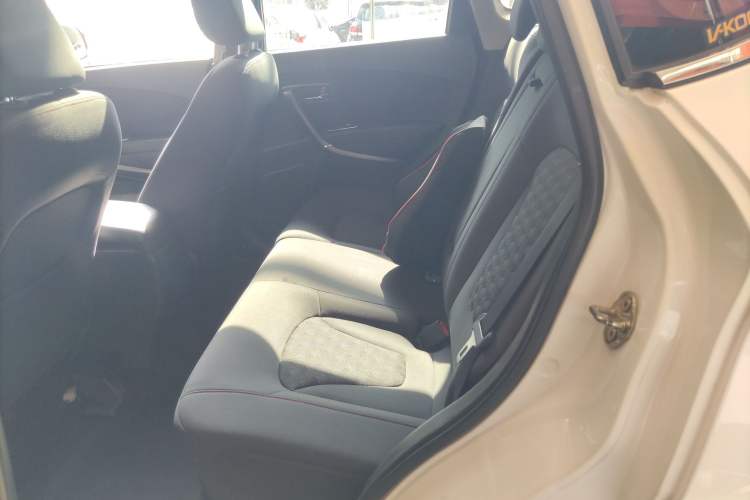 Used Bestune X80 2015 2.0L Automatic Comfort Anniversary Edition