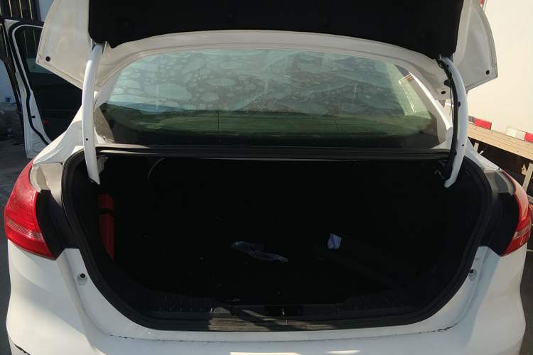 Used Ford Focus 2015 Sedan 1.6L Automatic Trend Model
