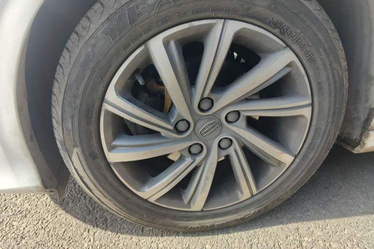 Used Geely Auto Binray 2018 14T CVT Colorful Edition
