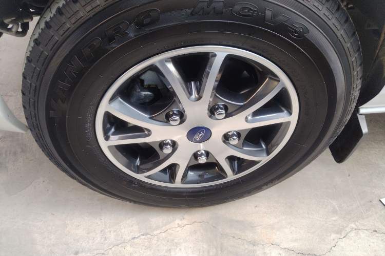 Used Ford Transit 2023 2.0T Diesel Manual Commercial & Travel Short Wheelbase Low-Roof 7/8/9-Seater