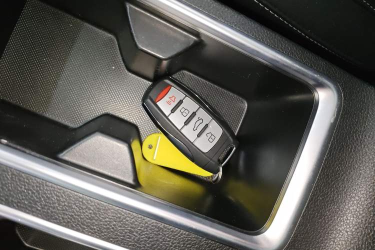 Used Haval M6 2023 PLUS 1.5T DCT Luxury Smart Connectivity Model