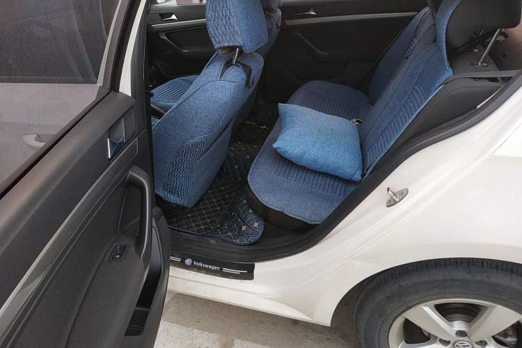 Used Volkswagen Lavida 2019 Lavida Start 1.5L Automatic Trendy Version China VI Standard