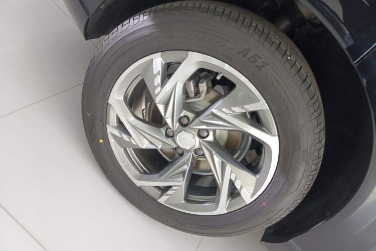 Used Hongqi HS3 PHEV 2024 PHEV 115km Jingwei Edition
