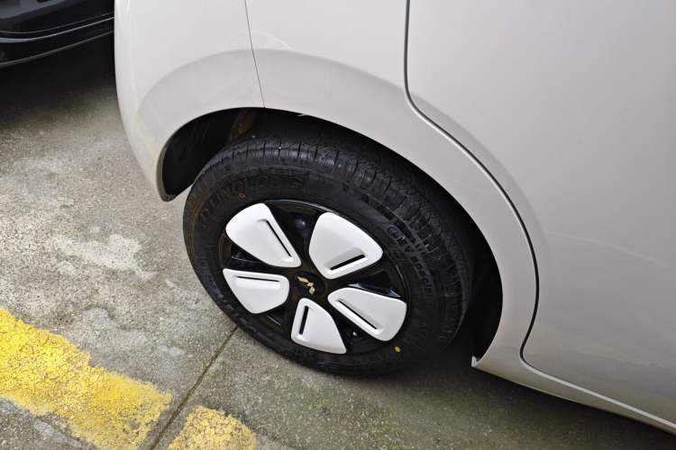 Used Wuling Hongguang MINIEV 2025 Four-Door Version Premium Edition
