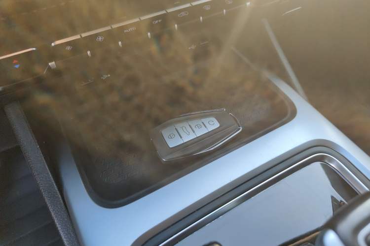 Used Geely Auto Haoyue 2020 1.8TD DCT Luxury 7-Seater
