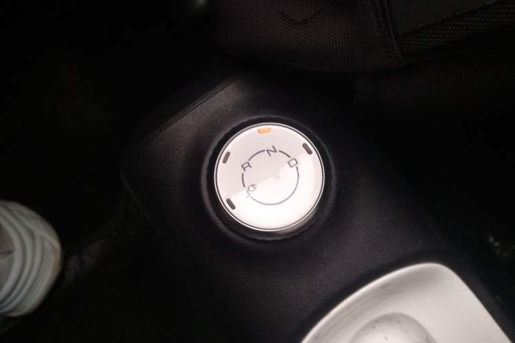 Used Wuling Hongguang MINIEV 2022 GAMEBOY 200km Gaming Edition with Lithium Iron Phosphate
