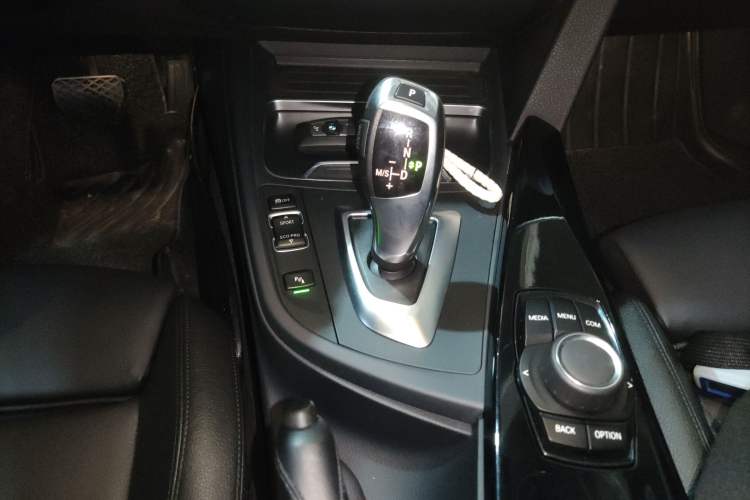 Used BMW 3 Series 2018 320Li Fashion Model
