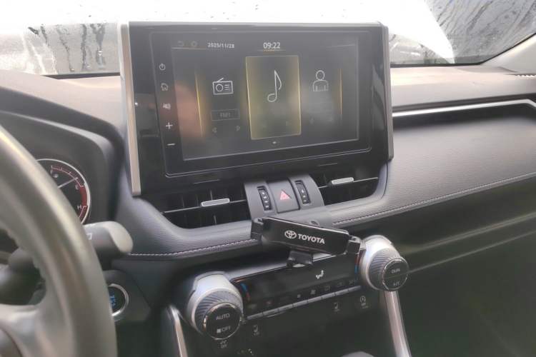 Used Toyota RAV4 2020 2.0L CVT 4x4 Style PLUS Edition
