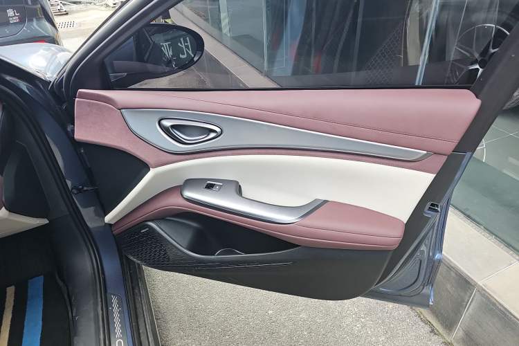 Used BYD Seal 07 DM-i 2025 Intelligent Driving Version DM-i 1.5L 125 km Prestige Edition
