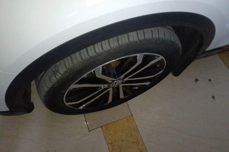 Used Volkswagen T-ROC 2020 280TSI DSG Two-Wheel Drive Comfort Version