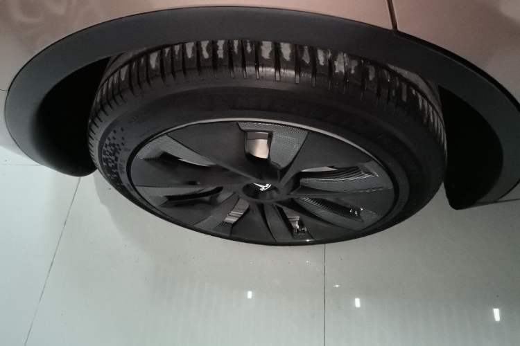 Used Tesla Model Y 2022 Rear-Wheel-Drive Version