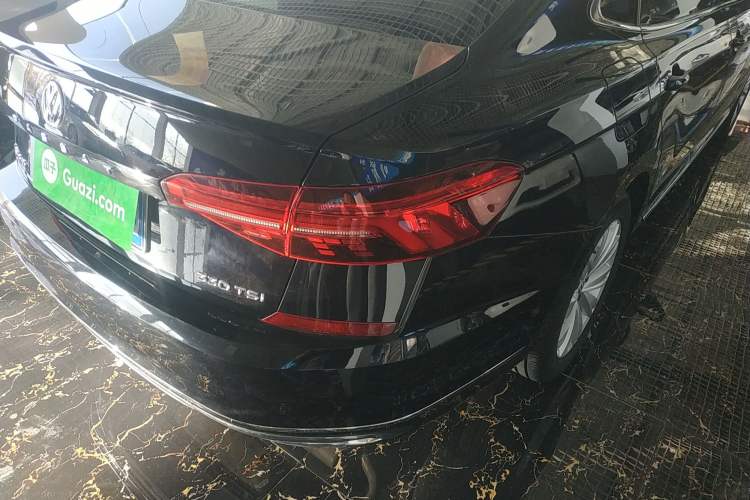 Used Volkswagen Passat 2019 330TSI Elite Edition China VI
